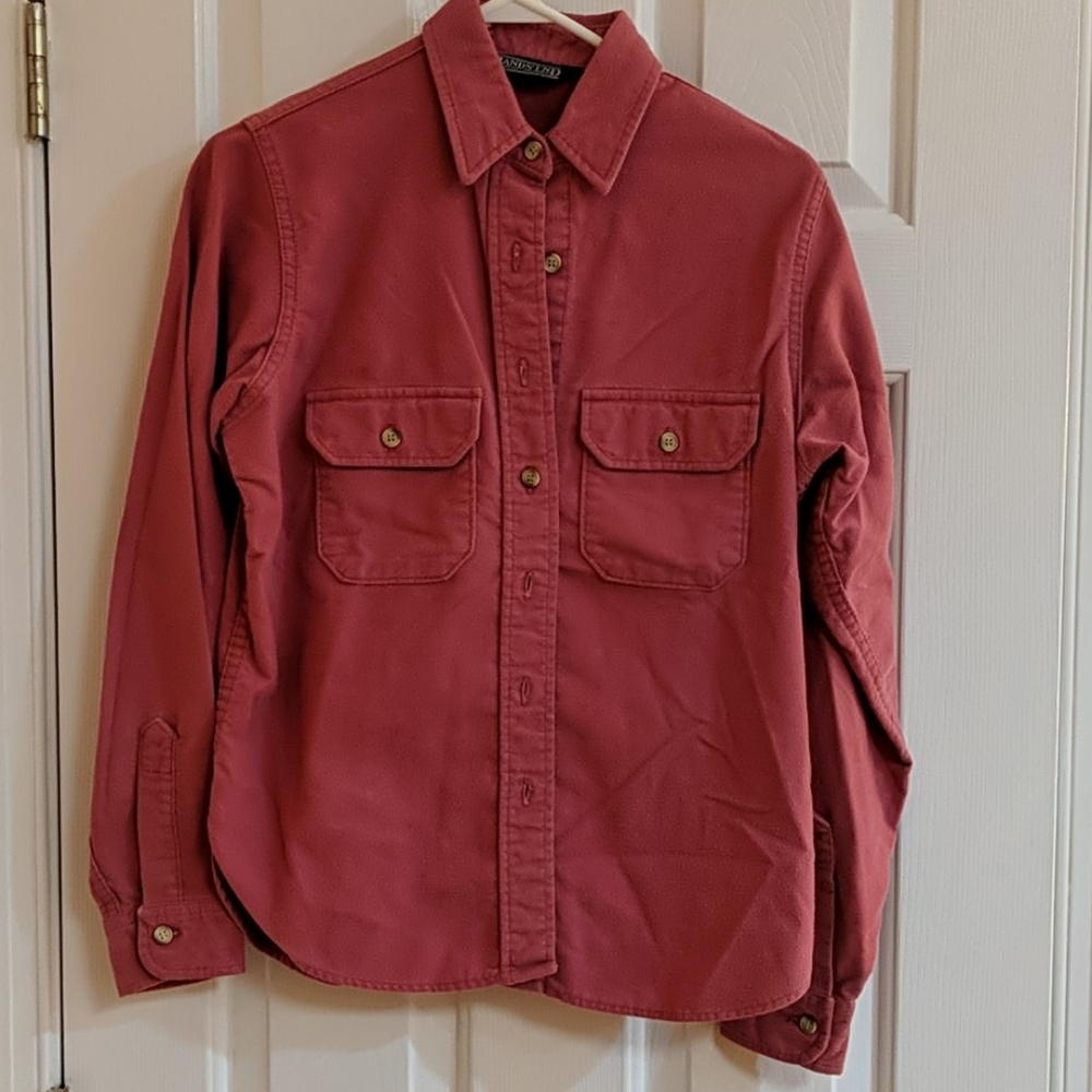 Woman's Land's End button down shirt